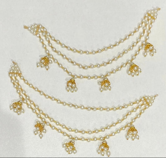 Inaayat Sahare Pearl Earring Chains